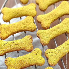 Load image into Gallery viewer, A Woofing Christmas Ginger Grain Free Baking Mix