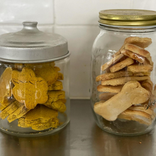 Load image into Gallery viewer, A Woofing Christmas Ginger Grain Free Baking Mix