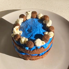 Load image into Gallery viewer, Banjo&#39;s Barkday Cake
