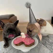 Load image into Gallery viewer, Banjo&#39;s Barkday Cake
